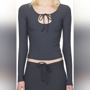 Skims Soft Lounge Tie Front Top